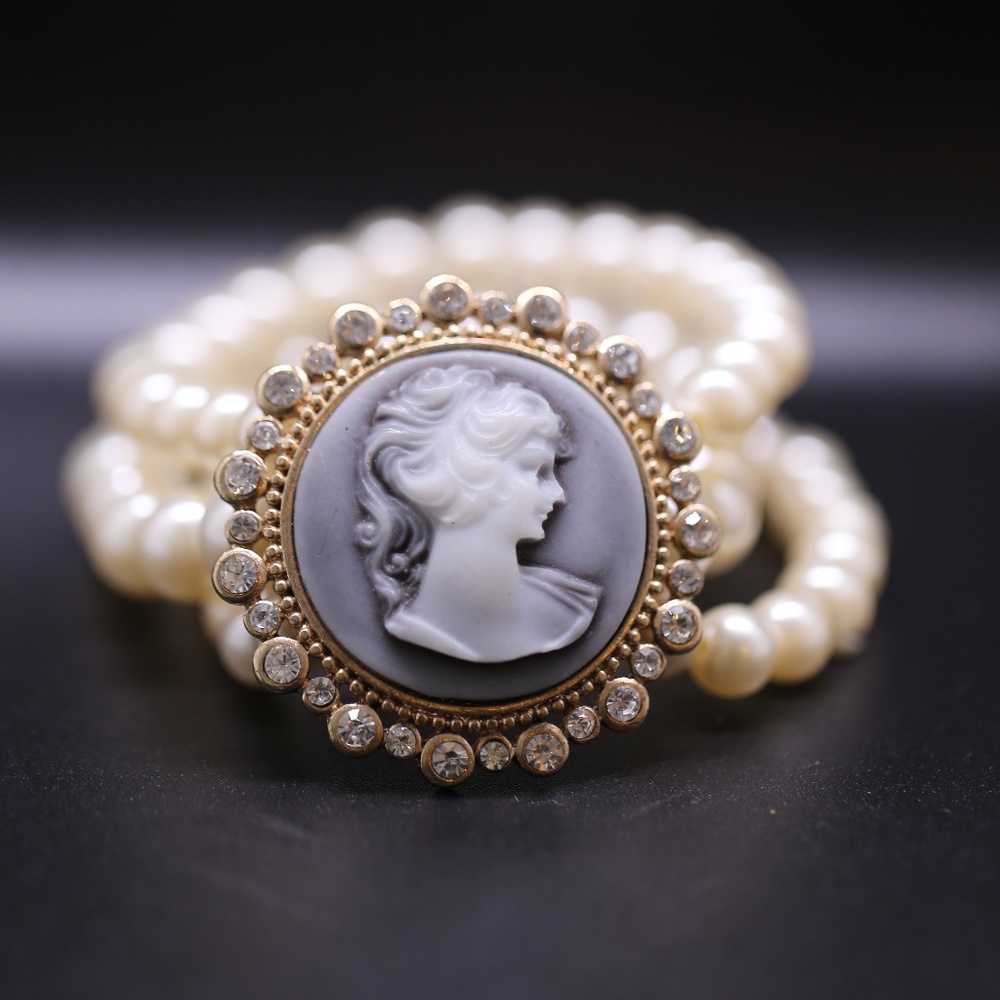 Vintage Pearl Bracelet